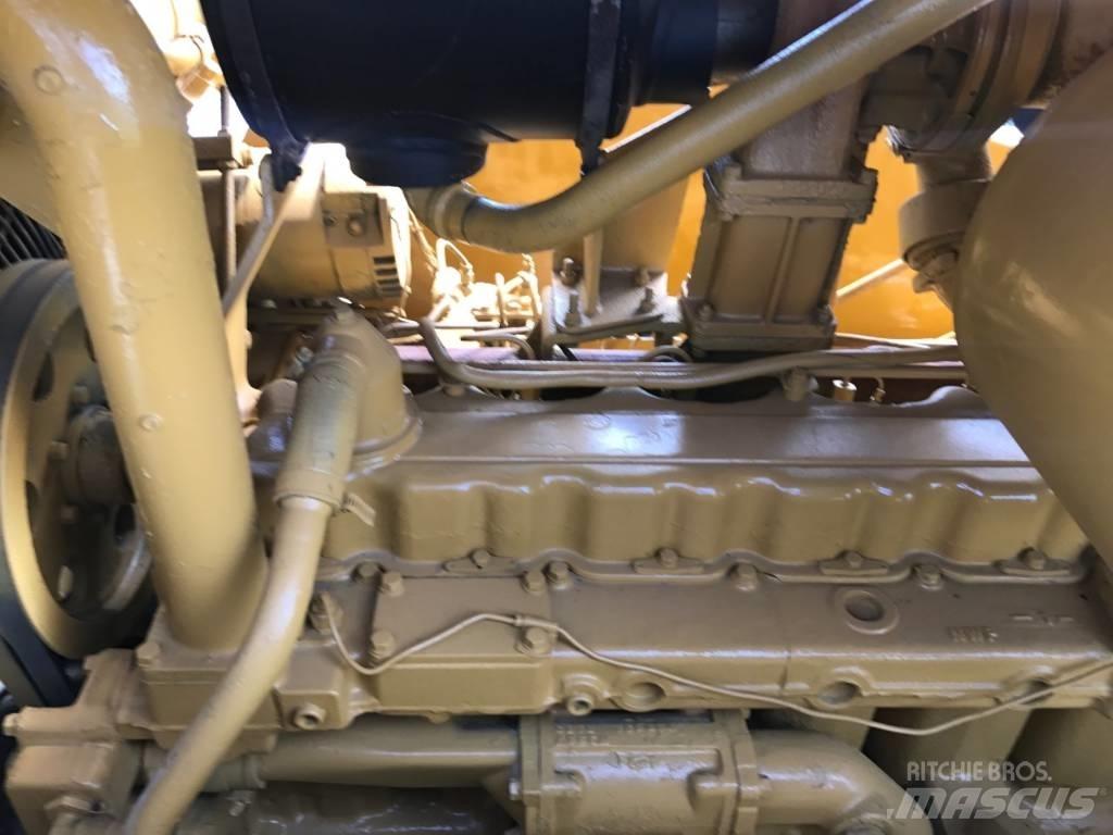 CAT D7G Pásové dozery