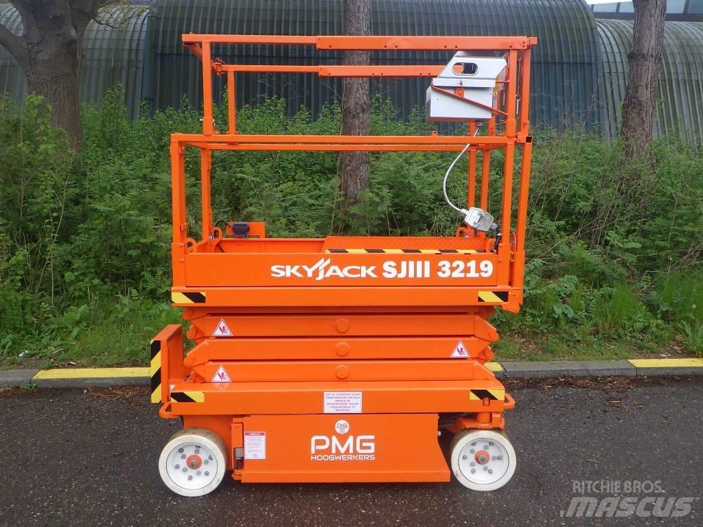 SkyJack SJ3219 Nůžková zvedací plošina