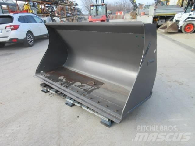 Volvo L 45 Lopaty