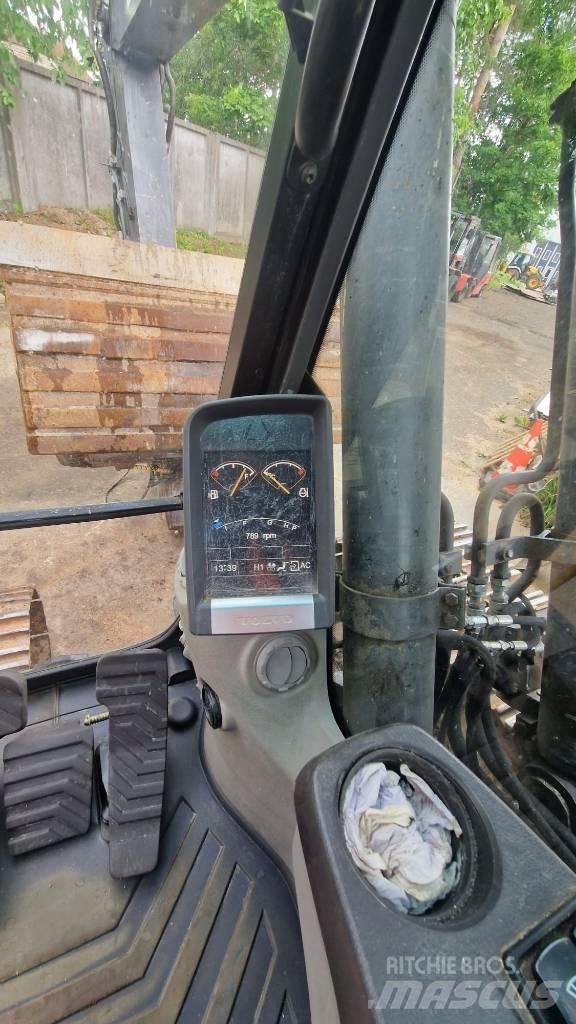 Volvo EC180CL Pásová rýpadla