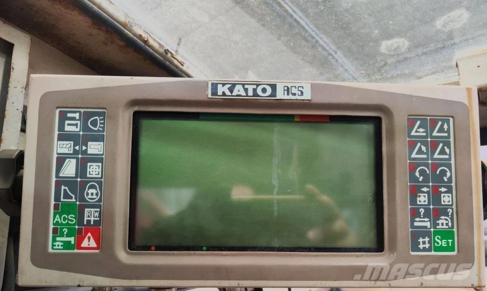 Kato KA 400 E Univerzální terénní jeřáby