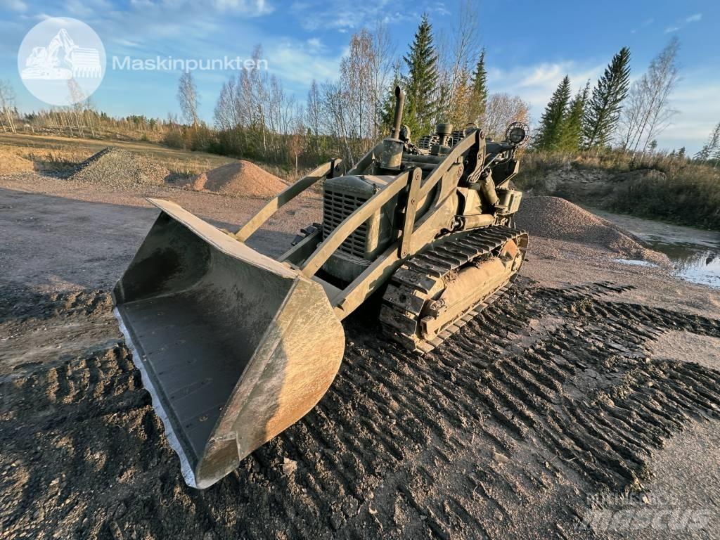 CAT 955 Pásové nakladače