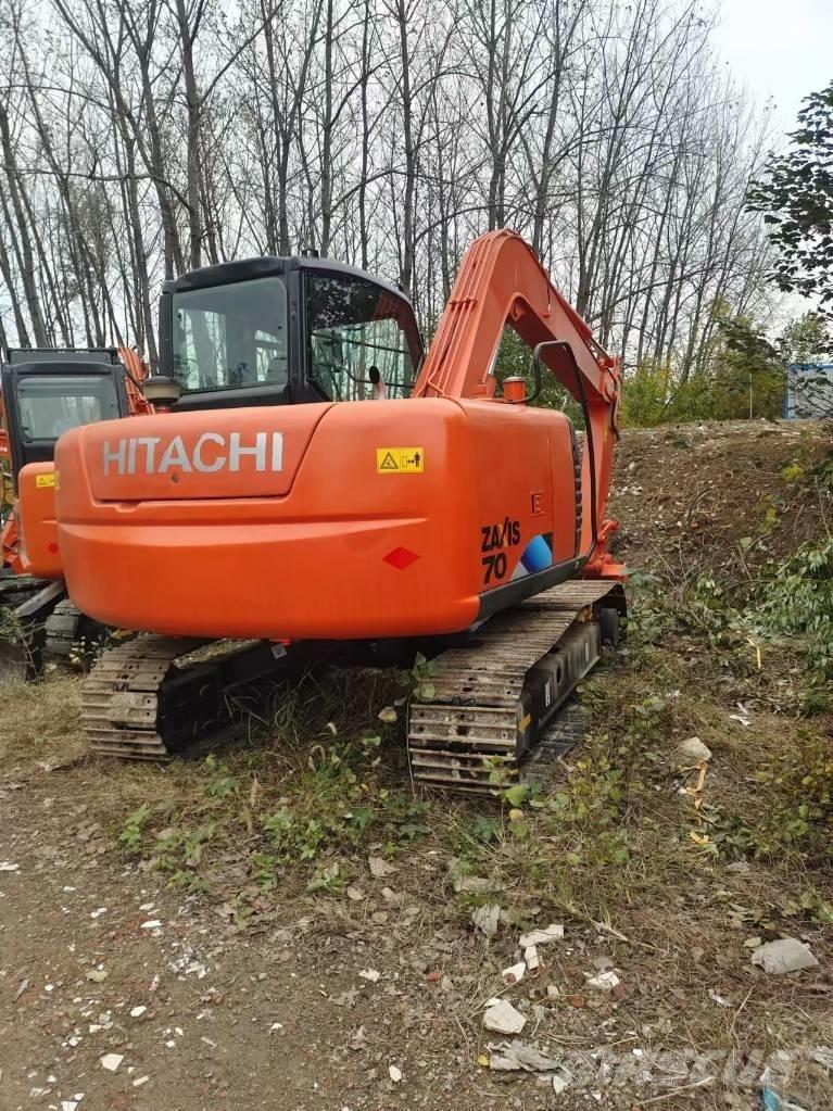 Hitachi ZX 70 Midi rýpadla 7t - 12t
