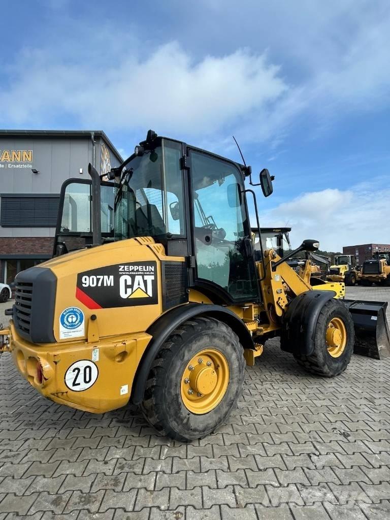 CAT 907 M Kolové nakladače