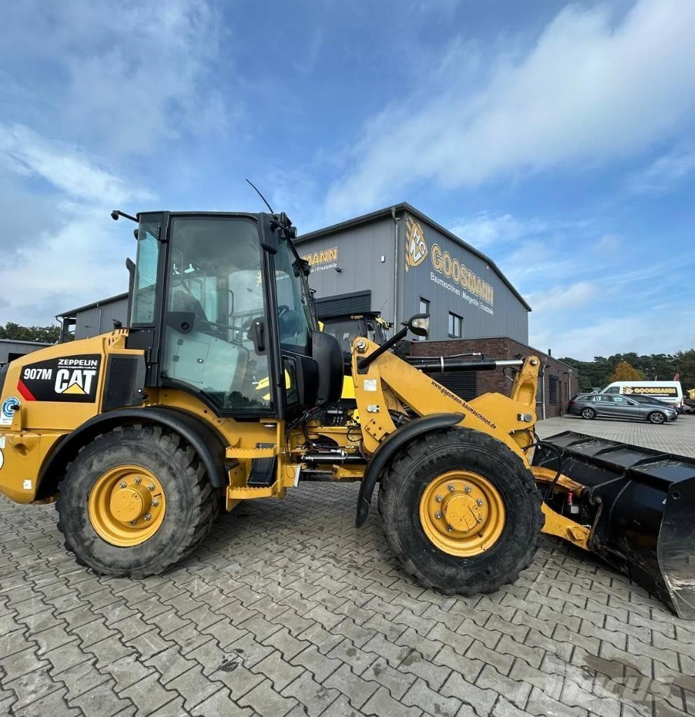 CAT 907 M Kolové nakladače