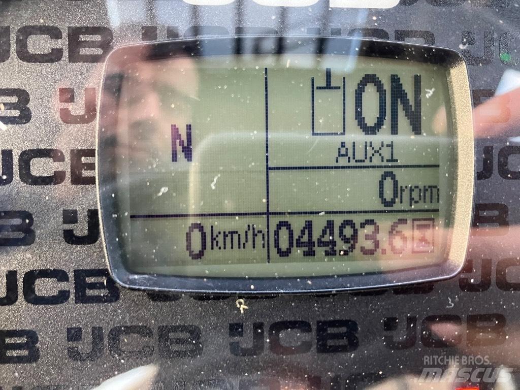 JCB TM220 Agri Teleskopické nakladače pro zemědělství