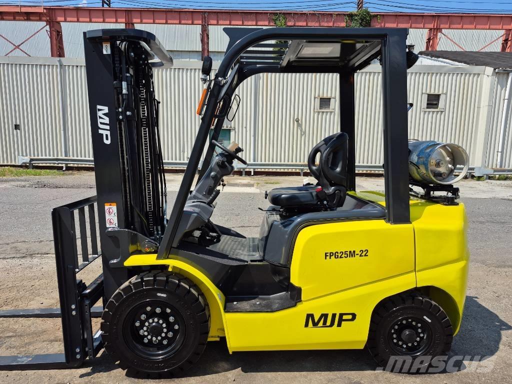  MJP FPG25M-22 Další