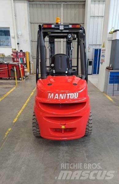 Manitou MI30D Terénní vysokozdvižné vozíky