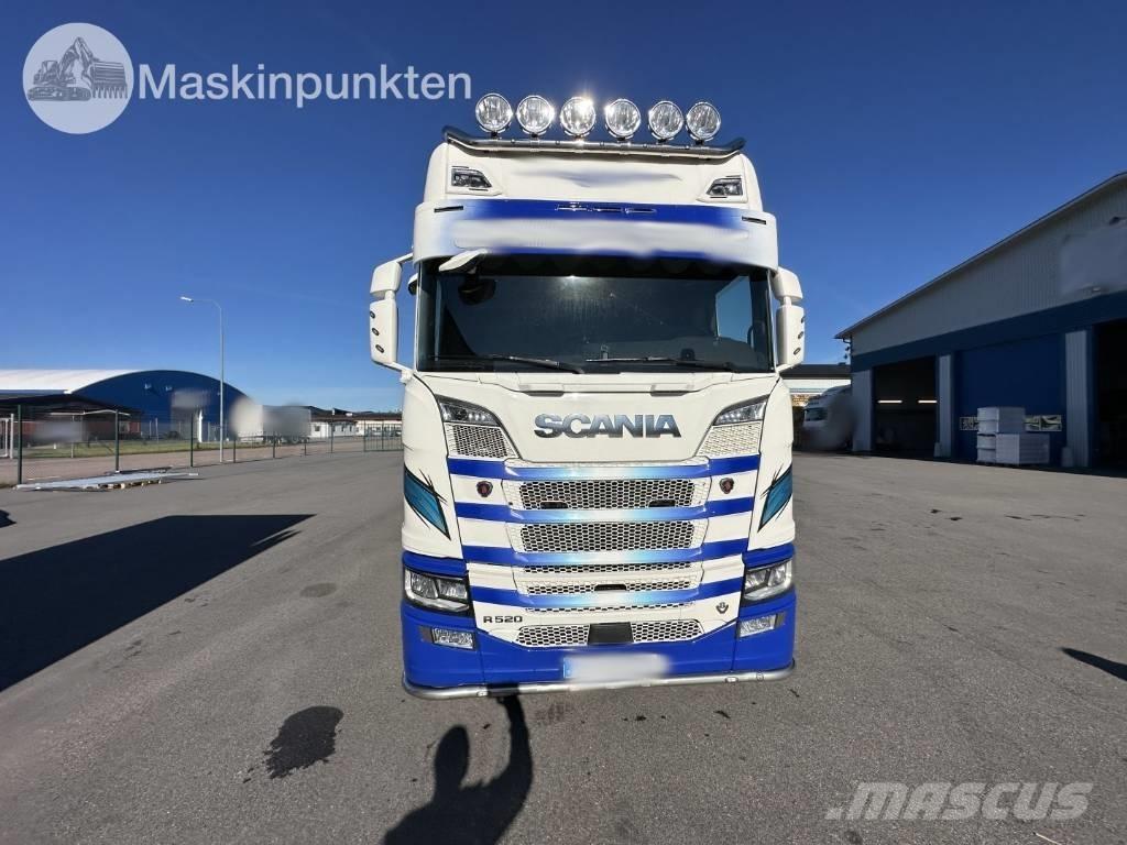 Scania R 520 Skříňová nástavba
