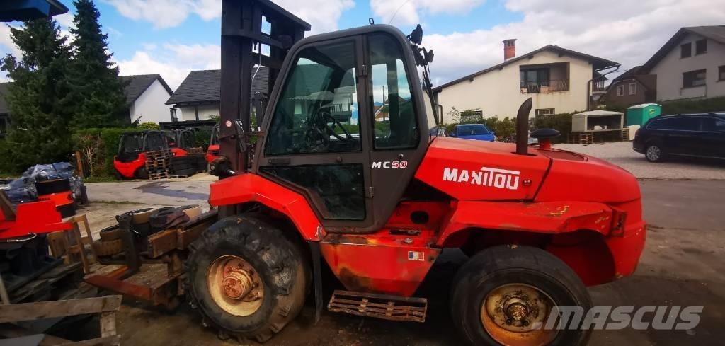 Manitou MC 50 Terénní vysokozdvižné vozíky