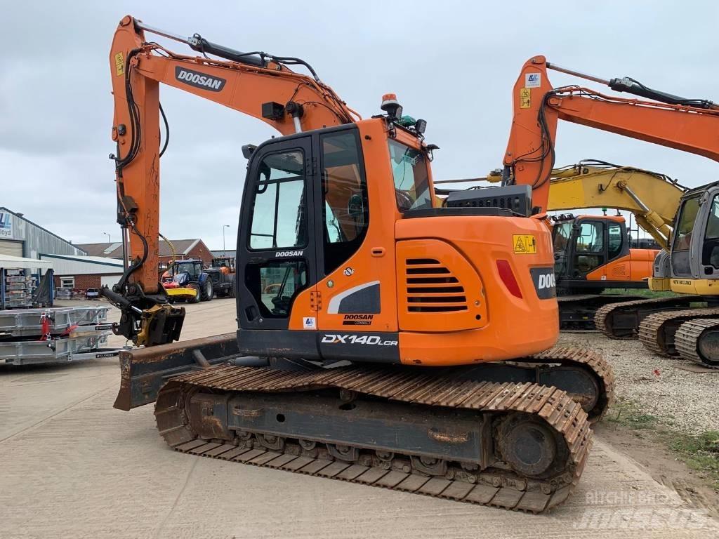Doosan DX 140 LCR - 5 Pásová rýpadla