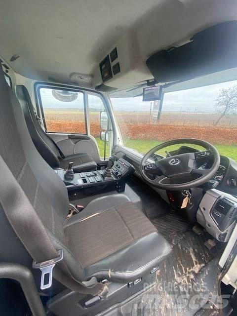 Mercedes-Benz UNIMOG Sklápěče