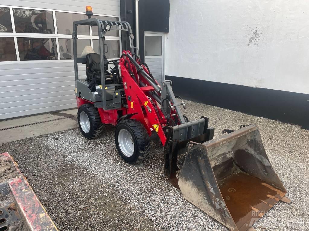Weidemann 1140 Kolové nakladače