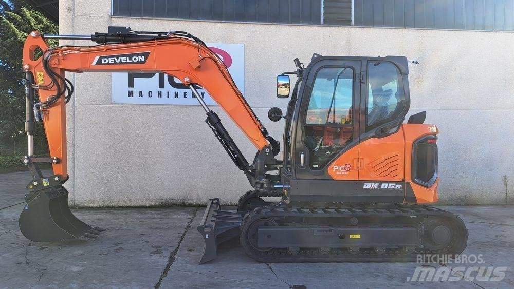 Develon DX 85 R-7 Midi rýpadla 7t - 12t