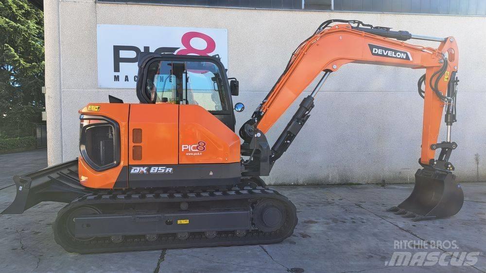 Develon DX 85 R-7 Midi rýpadla 7t - 12t