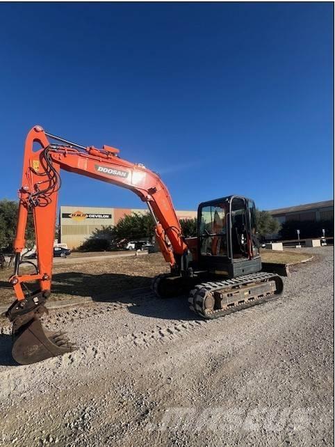 Doosan DX 85 R-3 Midi rýpadla 7t - 12t
