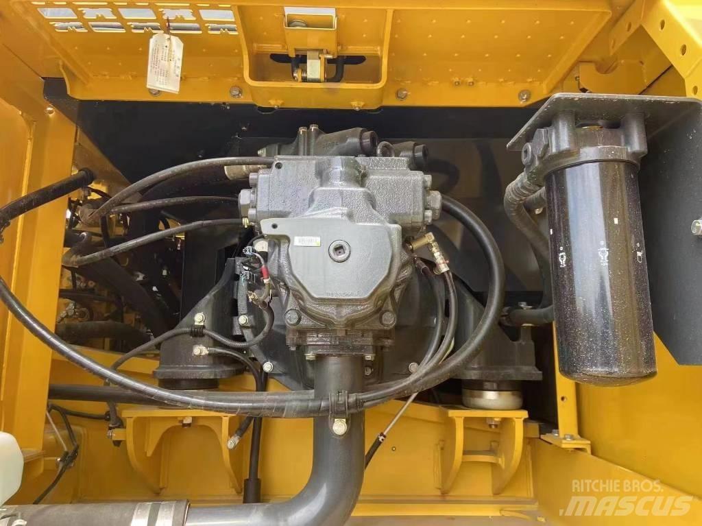 Sany SY 355 H Midi rýpadla 7t - 12t