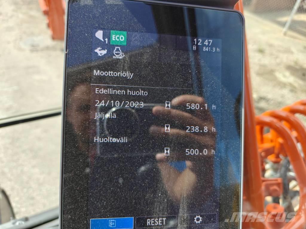 Hitachi ZX180LCN-7 Pásová rýpadla