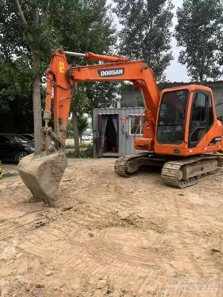 Doosan DH 80 G Pásová rýpadla