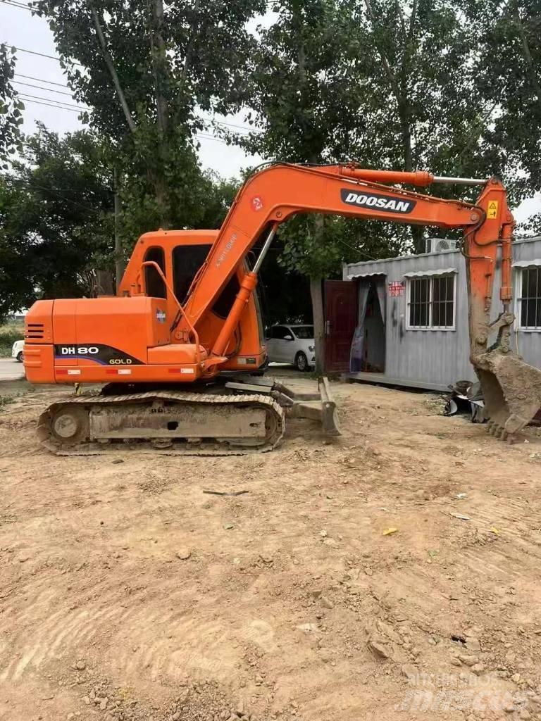 Doosan DH 80 G Pásová rýpadla
