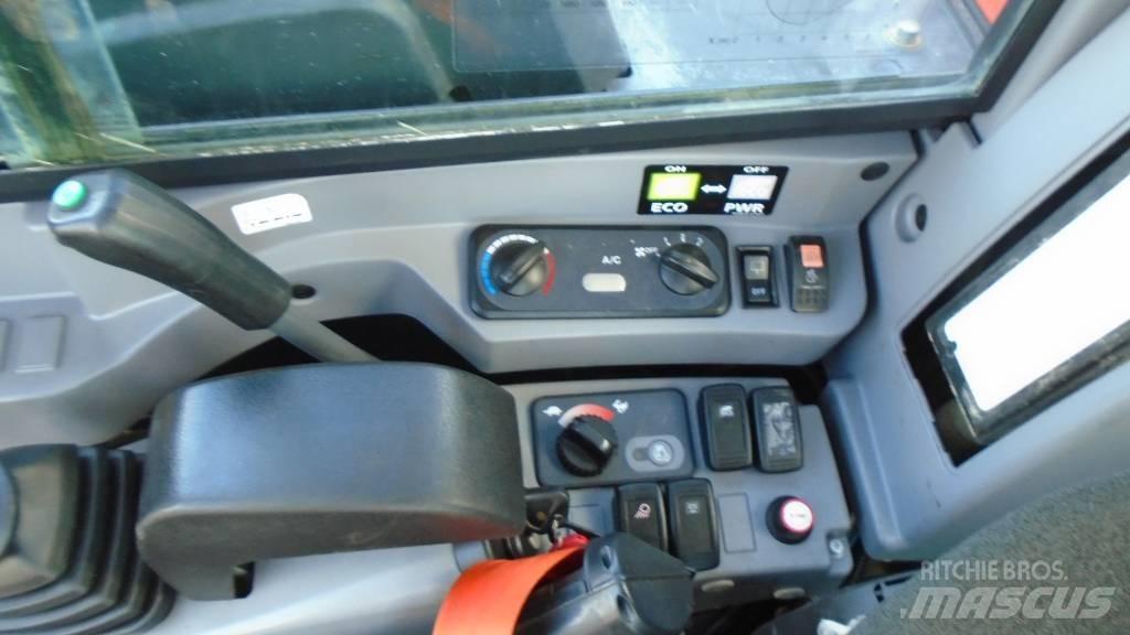 Kubota KX 080-4 Midi rýpadla 7t - 12t