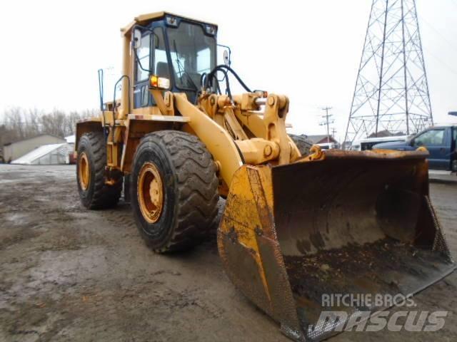Komatsu WA 350-1 Kolové nakladače