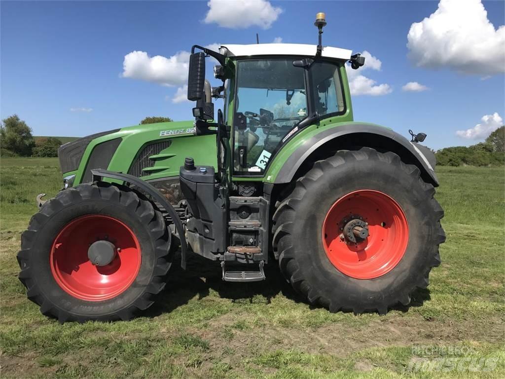 Fendt 828 Vario Traktory