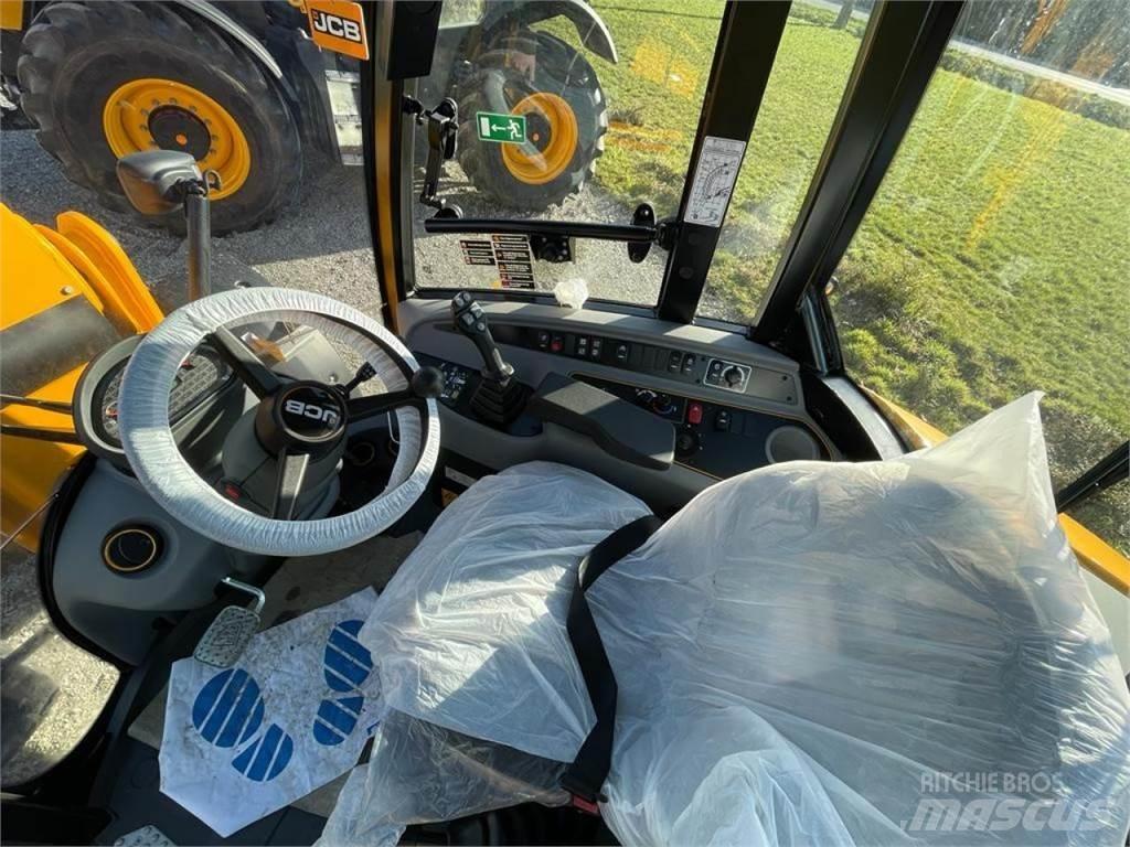 JCB TM 220 Agri Kolové nakladače
