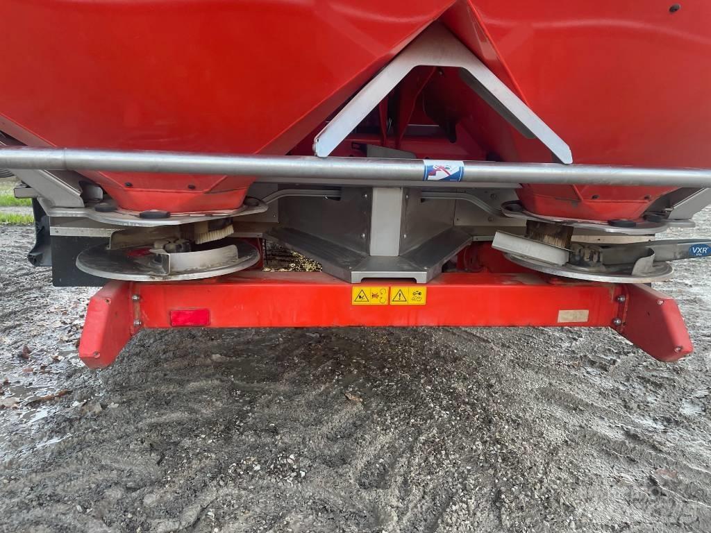 Kuhn Axis 40.1 Rozmetadlo minerálních hnojiv