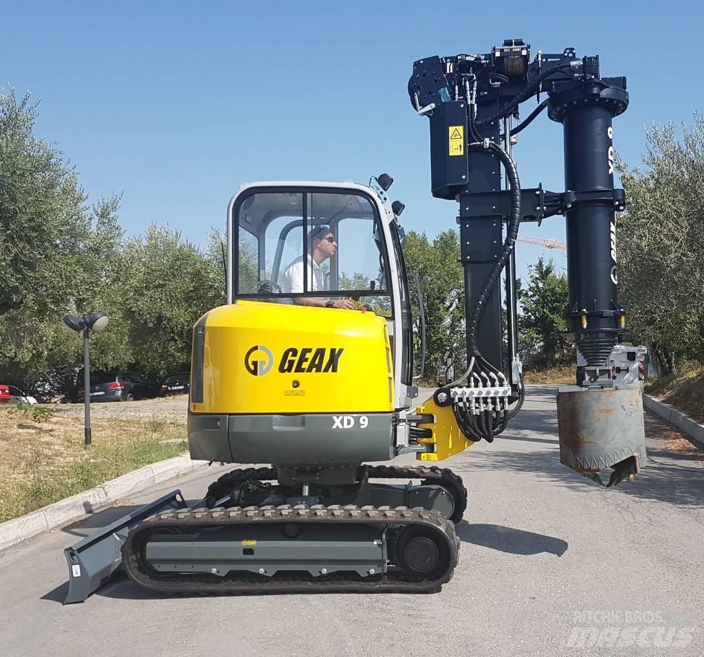  Geax XD9 Pilířové jeřáby