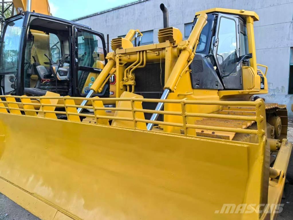 Komatsu D 65 PX-12 Pásové dozery