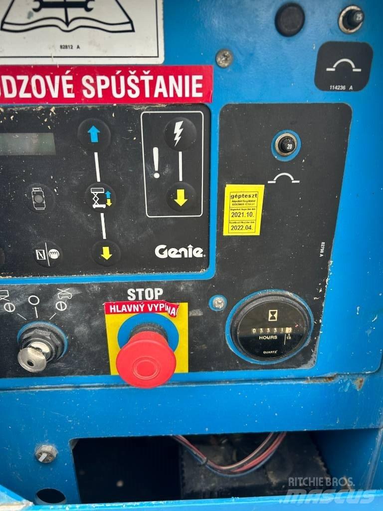 Genie GS 3384 RT Nůžková zvedací plošina