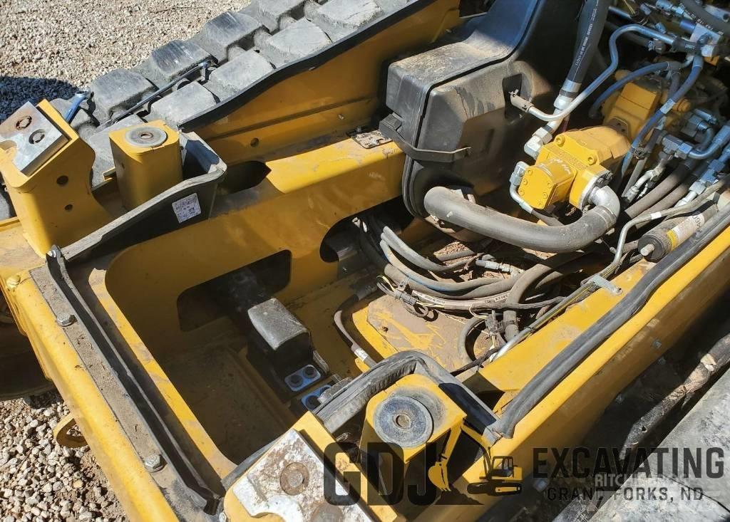 CAT 299 D XHP Smykem řízené nakladače