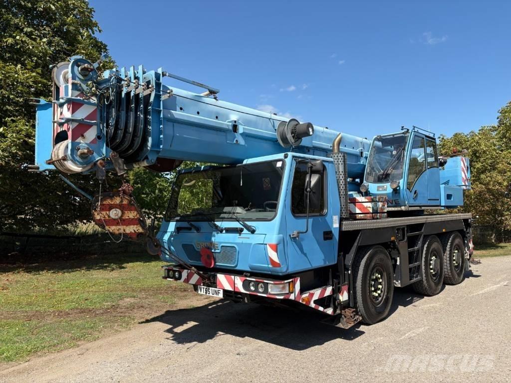 Grove GMK3055 Univerzální terénní jeřáby