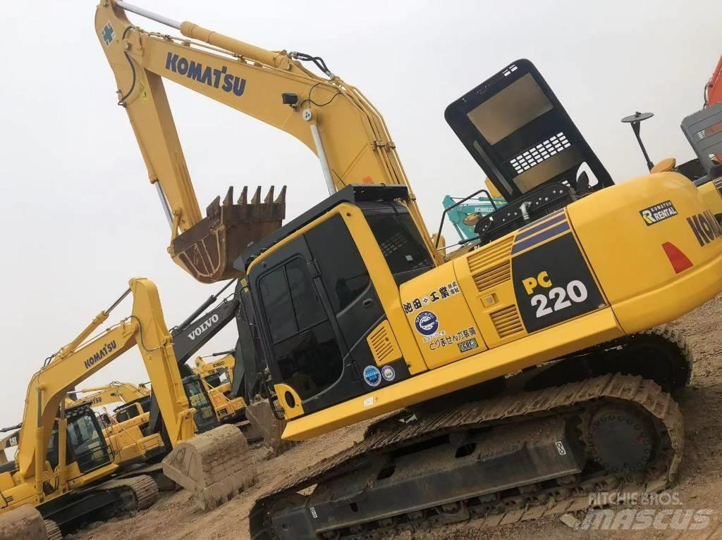 Komatsu 220-8 Pásová rýpadla