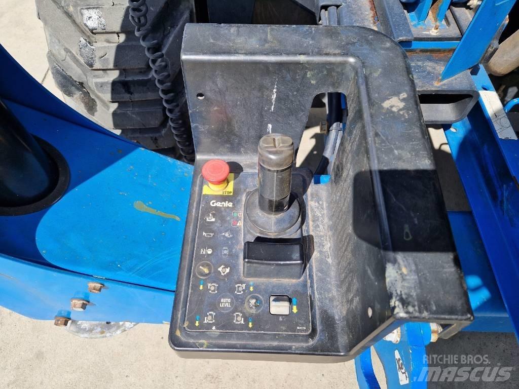 Genie GS 4390  RZ111 Nůžková zvedací plošina