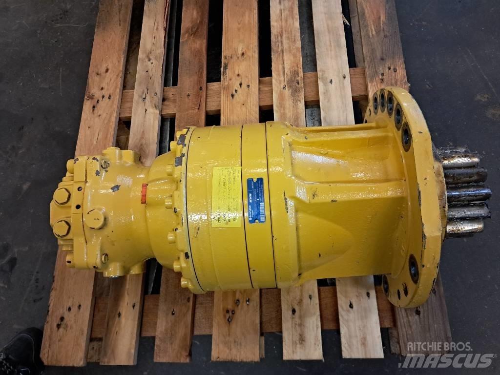 Komatsu PW 180-10 Převodovka