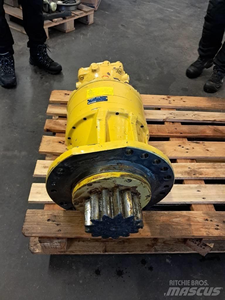 Komatsu PW 180-10 Převodovka