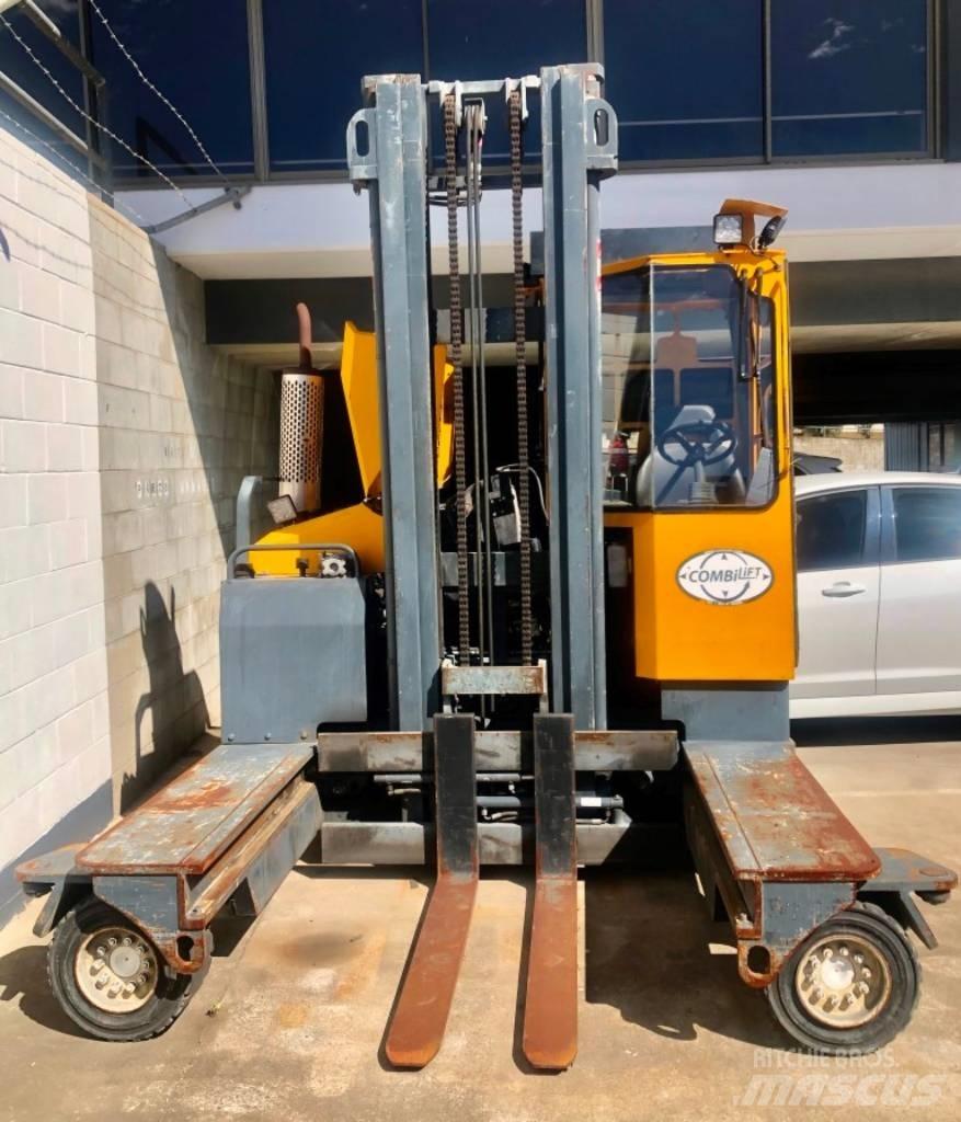 Combilift C4000 Vysokozdvižný vozík s bočním ložením