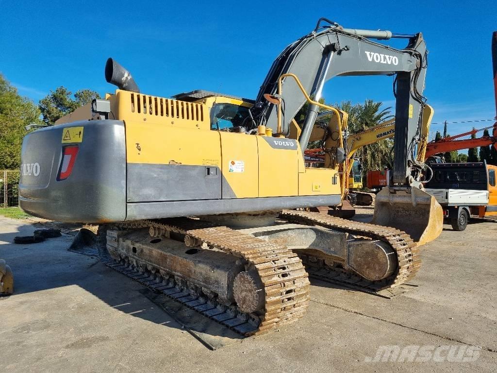 Volvo EC300DNL Pásová rýpadla