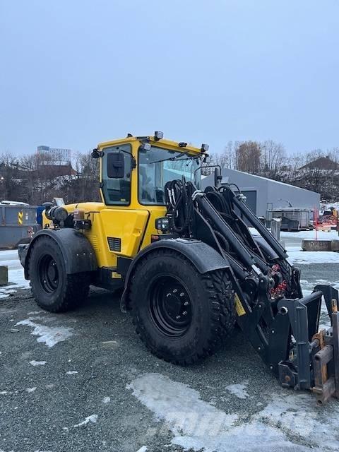 Lundberg 8250 Užitkové stroje