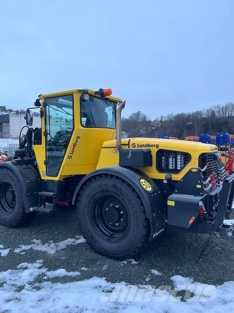 Lundberg 8250 Užitkové stroje