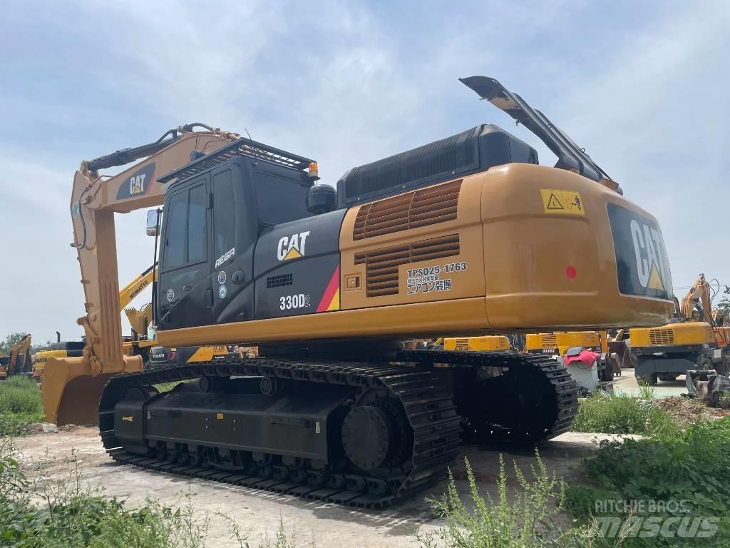 CAT 330D2 Pásová rýpadla