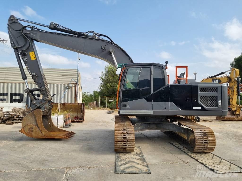 Volvo EC220EL Pásová rýpadla