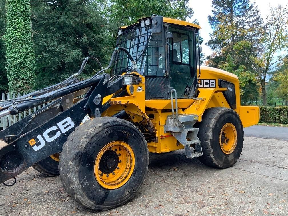 JCB 437 HT Kolové nakladače
