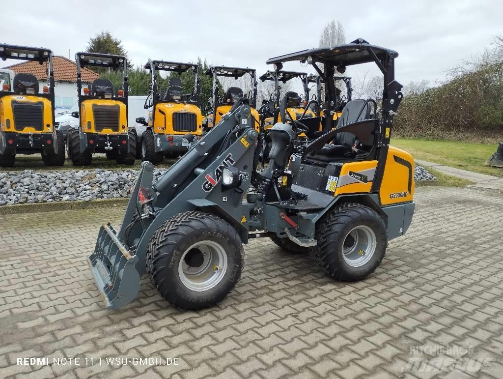 GiANT G2500 HD Čelní nakladače a rypadla