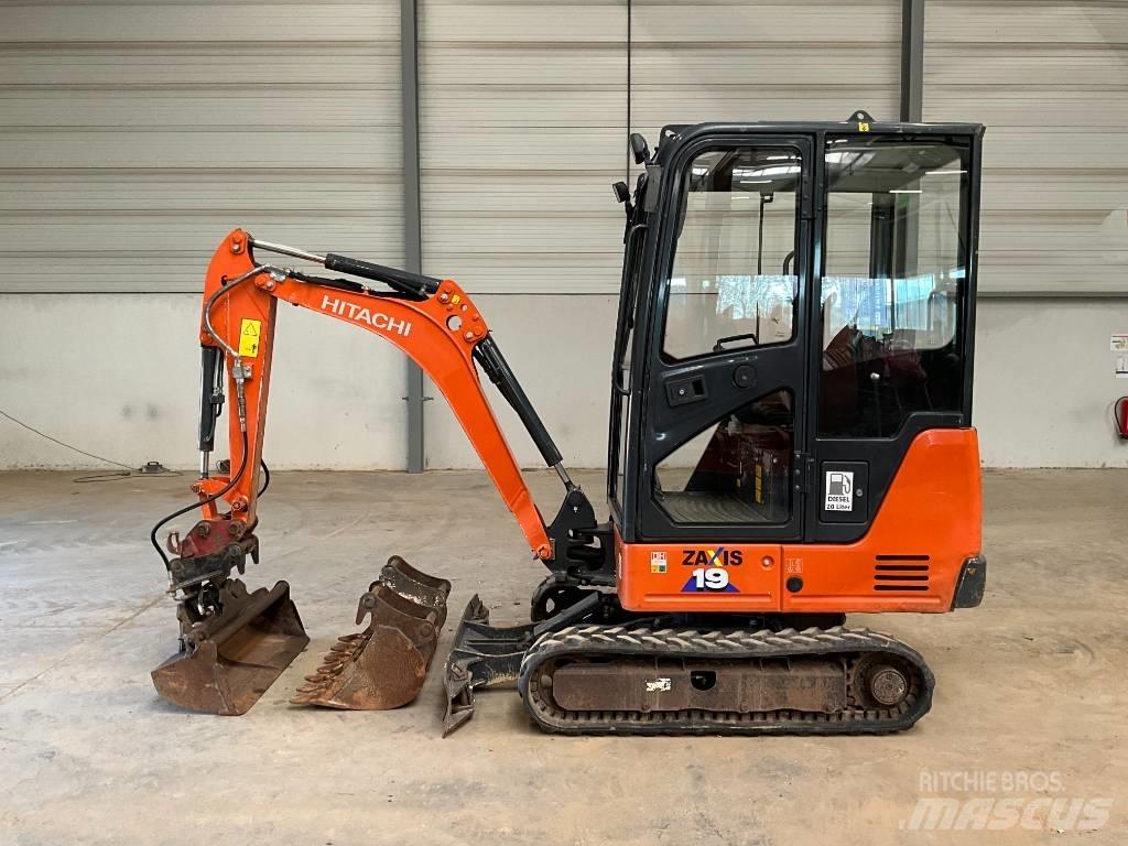 Hitachi ZX 19-6 CR Mini rýpadla < 7t