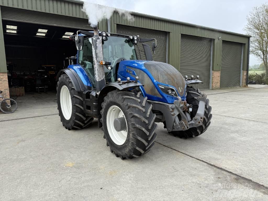 Valtra T 234 Versu Traktory