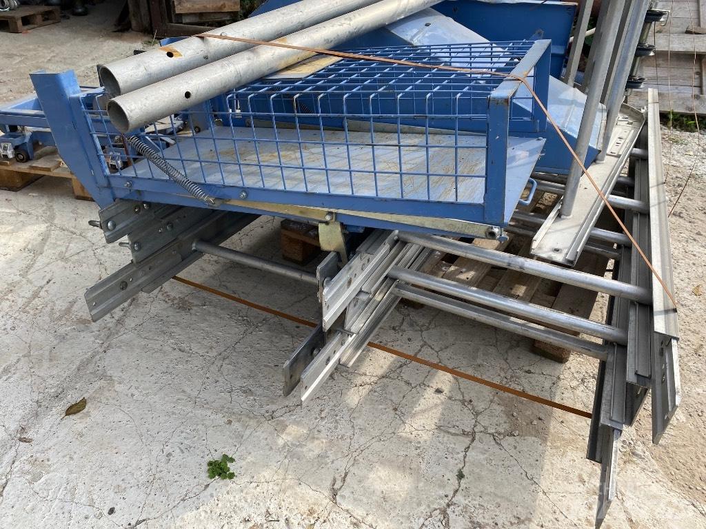 Geda Lift 250 Kladkostroje, navijáky a stavební výtahy