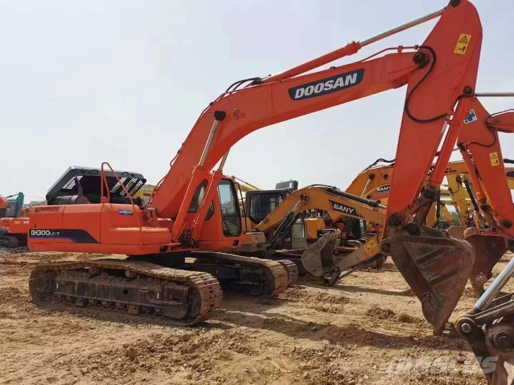 Doosan DH300LC-7 Pásová rýpadla